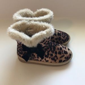 [Children’s Place] Cheetah Print Boots